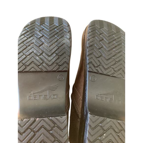 DANSKO BROWN TEXTURED LEATHER NURSING CLOGS EU42 US 11.5 - Picture 8 of 9